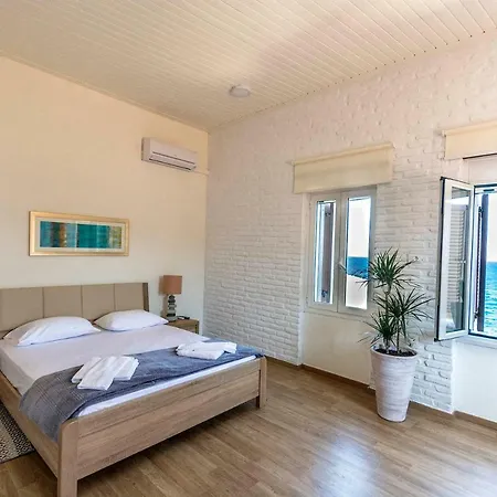 Tannery Villa *
